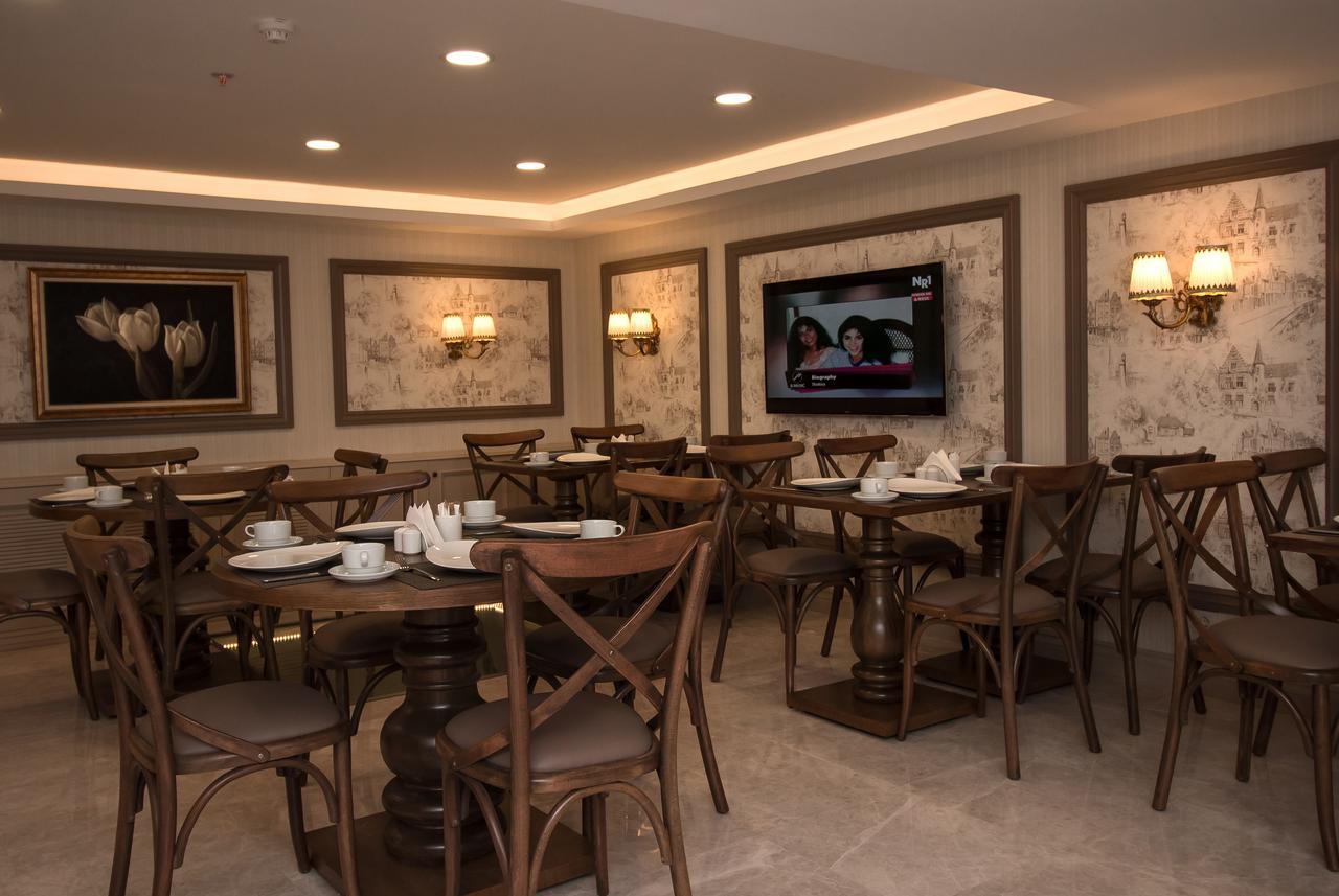 Deluxe Quadruple Room,535625910:JPEG