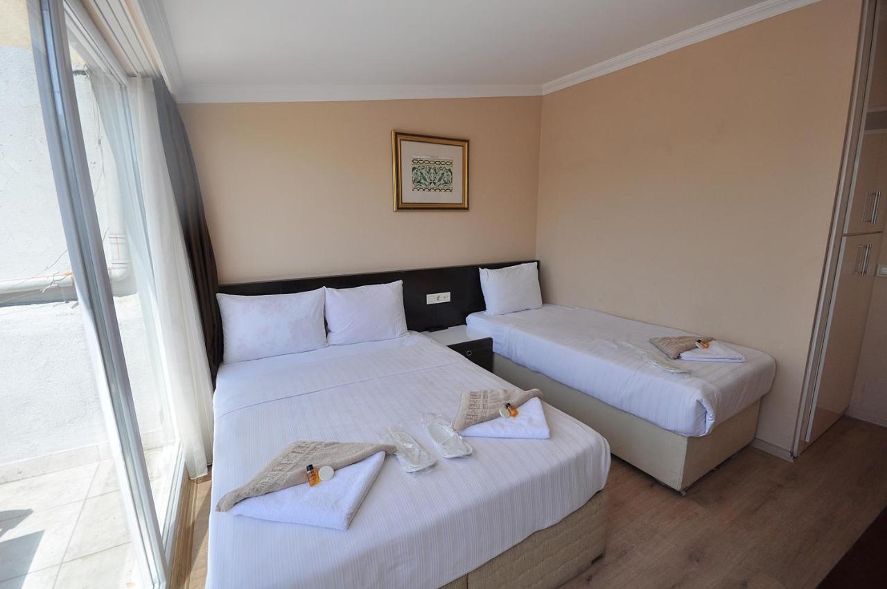 Triple Room with Balcony