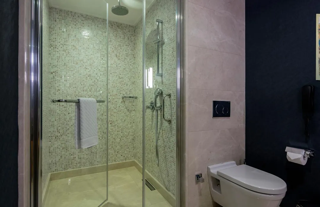 Doubletree By Hilton Istanbul Topkapi-1