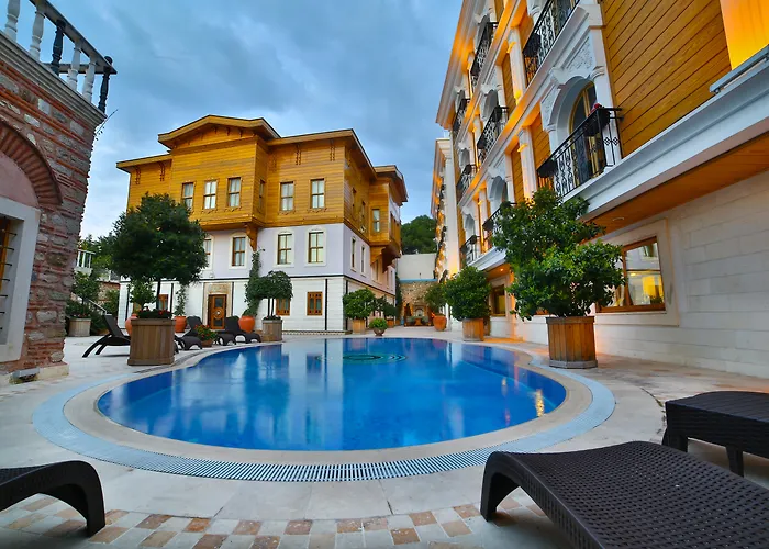 Seven Hills Palace & Spa