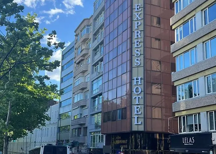 Hotel pres du College: Taxim Express Bosphorus Hotel