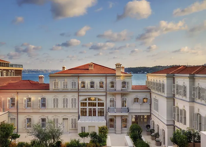 Self Catering: Kocatas Mansions