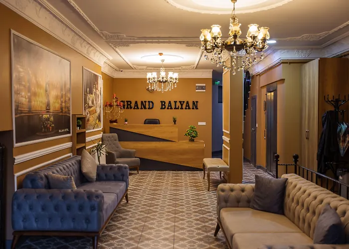 Hôtel pour familles: Grand Balyan Hotel & Restaurant