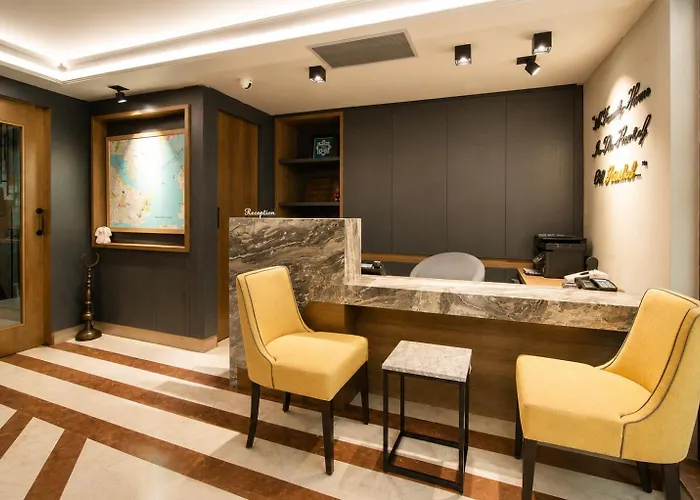 Seraglio & Suites