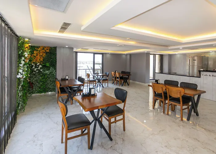 Meyzi Hotel